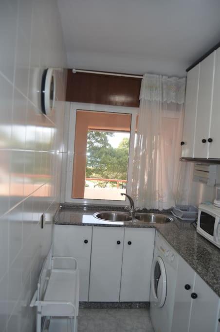 Precioso Atico A Pie De Playa, En Mino. Apartment Bagian luar foto